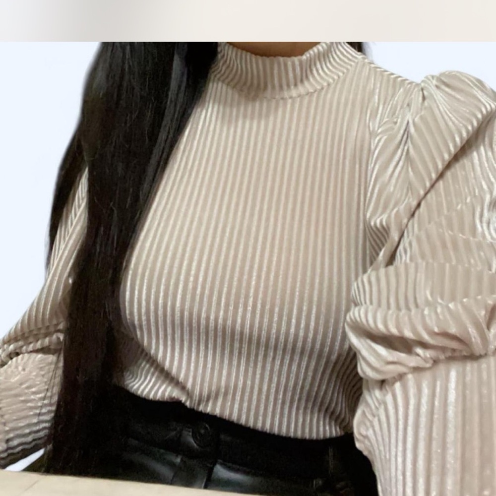 Chic Cream Striped Blouse